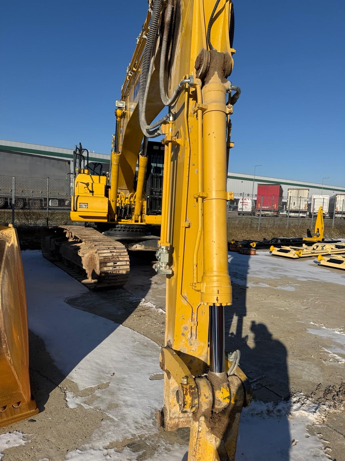 KOMATSU PC290LC-11 crawler excavator