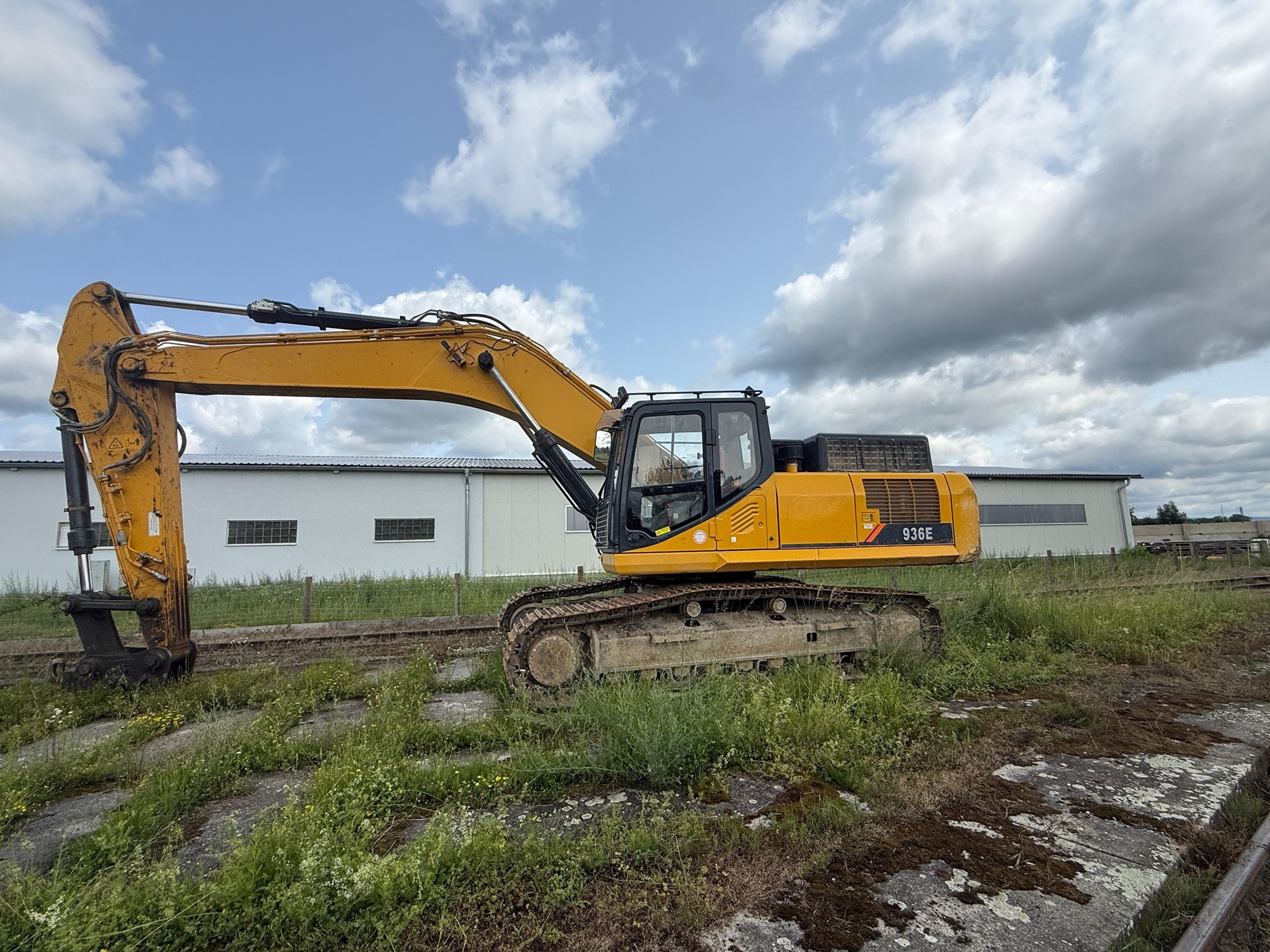 Hydraulické pásové rypadlo LiuGong 936E vč.přísl.