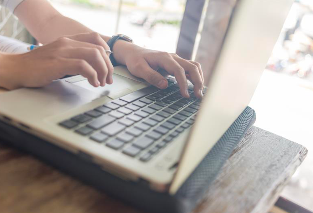 Zadávejte platební příkazy online